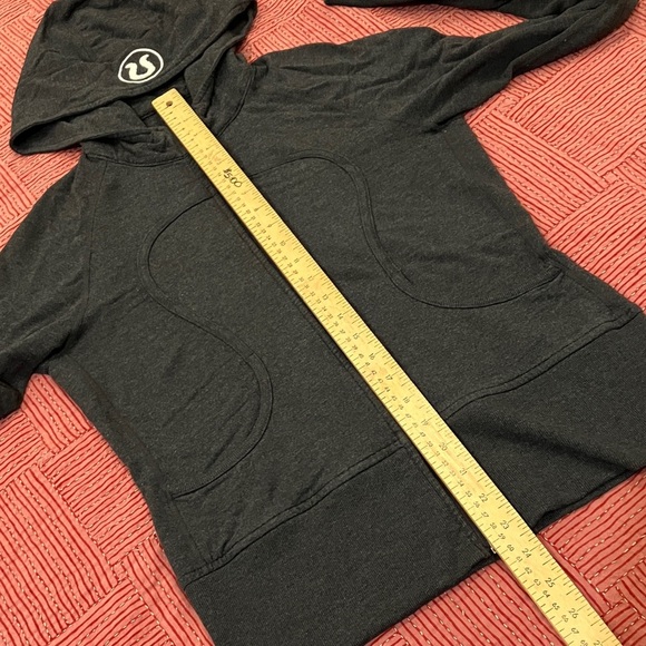 Lululemon Women’s Black Zip-Up Hoodie - Picture 6 of 14